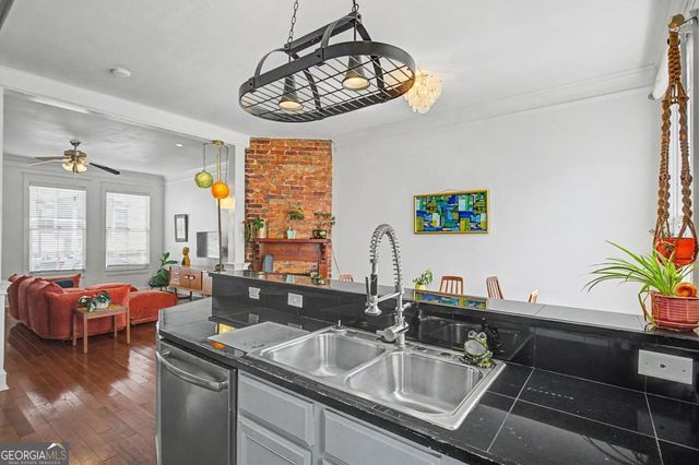 1410 Jefferson Street, Savannah, GA 31401