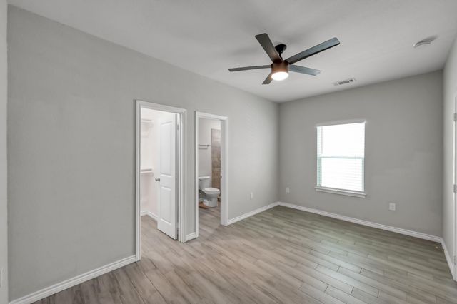 16684 E Ivanhoe, Montgomery, TX 77316