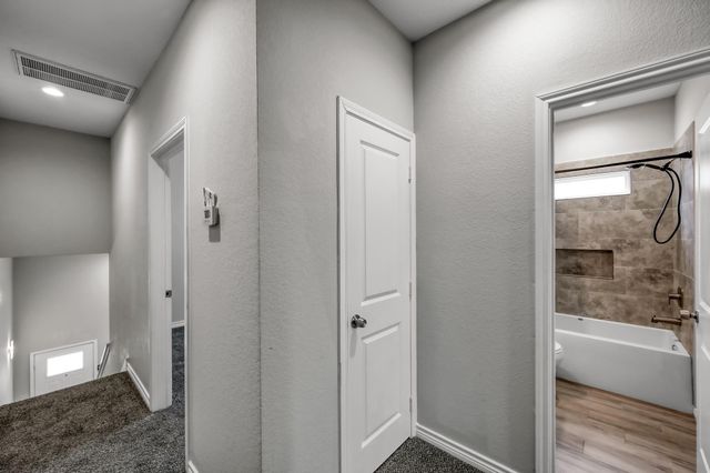 16684 E Ivanhoe, Montgomery, TX 77316