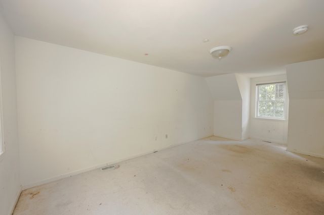 17 Glencliff Way, Nashua, NH 03063