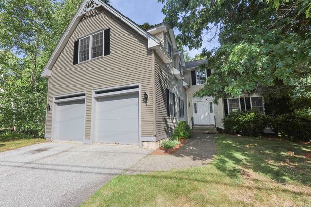 17 Glencliff Way, Nashua, NH 03063