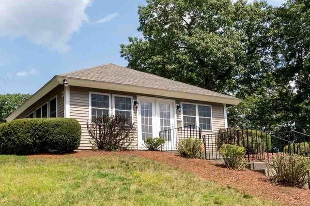 17 Glencliff Way, Nashua, NH 03063