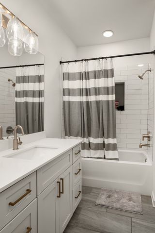 1677 54th Ave N Apt 122, Nashville, TN 37209