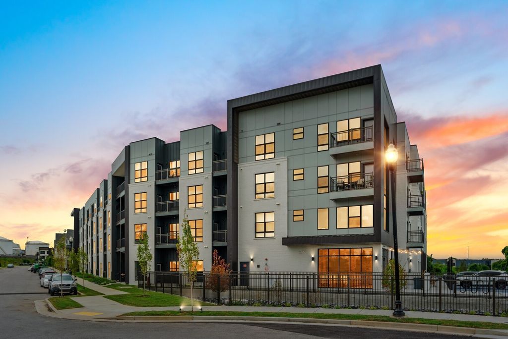 1677 54th Ave N Apt 122, Nashville, TN 37209