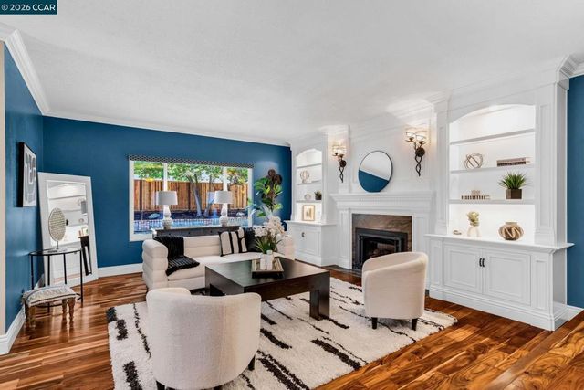 30 Mt. Emory Ct., Clayton, CA 94517
