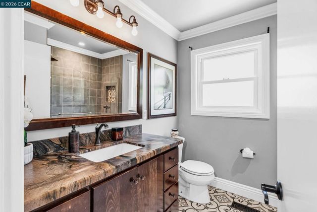 30 Mt. Emory Ct., Clayton, CA 94517