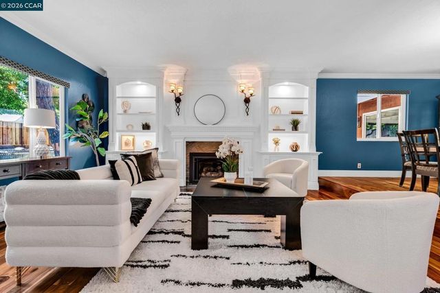 30 Mt. Emory Ct., Clayton, CA 94517