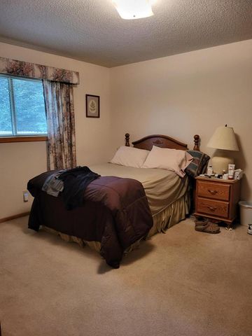 3026 33rd STREET S, La Crosse, WI 54601