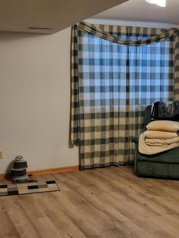 3026 33rd STREET S, La Crosse, WI 54601