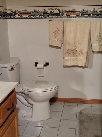 3026 33rd STREET S, La Crosse, WI 54601