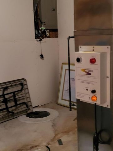 3026 33rd STREET S, La Crosse, WI 54601