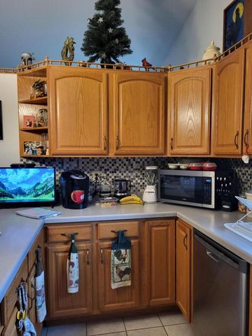 3026 33rd STREET S, La Crosse, WI 54601