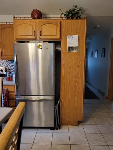 3026 33rd STREET S, La Crosse, WI 54601