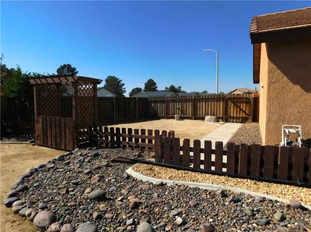 20774 Village Court, California City, CA 93505