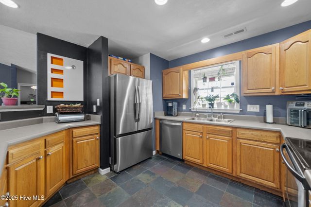 304 Nina Court, Jacksonville, NC 28540