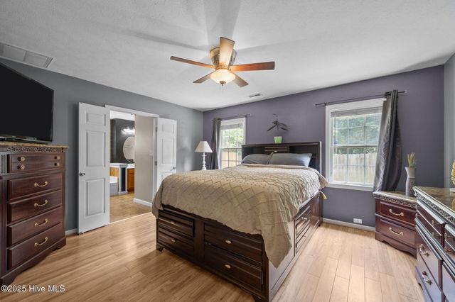 304 Nina Court, Jacksonville, NC 28540