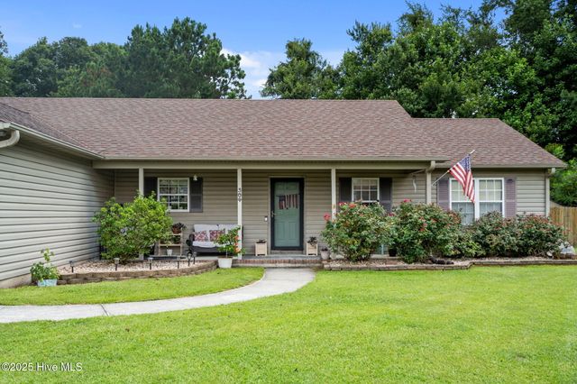 304 Nina Court, Jacksonville, NC 28540