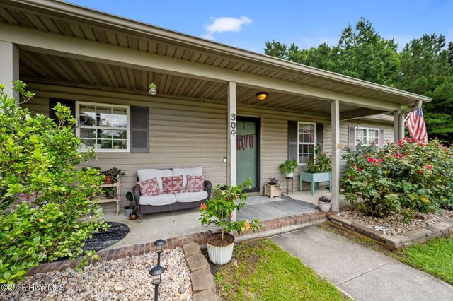 304 Nina Court, Jacksonville, NC 28540