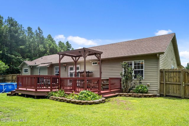 304 Nina Court, Jacksonville, NC 28540