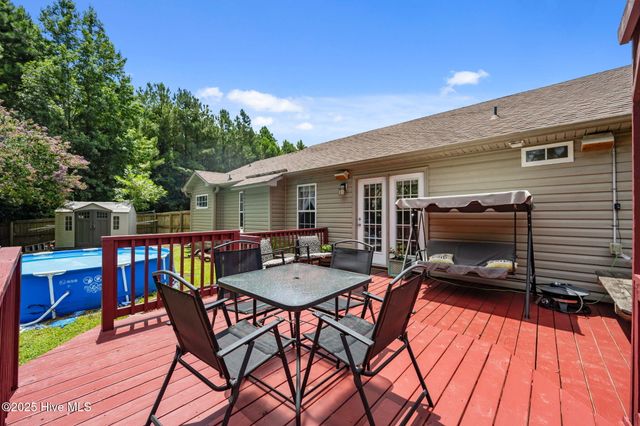 304 Nina Court, Jacksonville, NC 28540