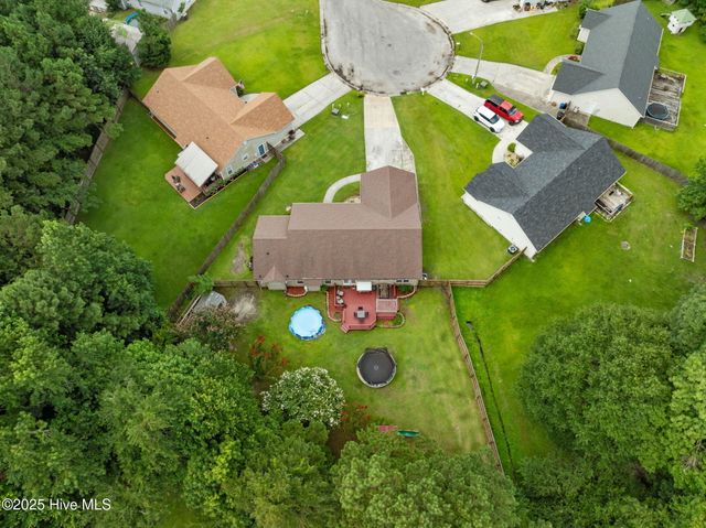 304 Nina Court, Jacksonville, NC 28540