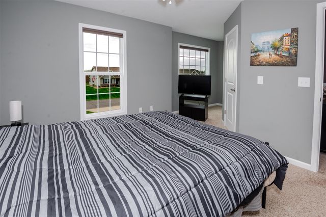 69218 Sundance Drive, Edwardsburg, MI 49112