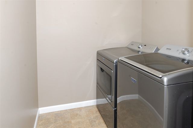 69218 Sundance Drive, Edwardsburg, MI 49112