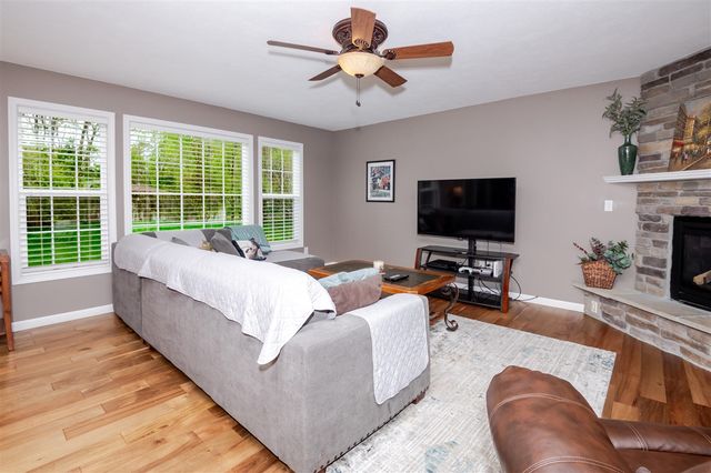 69218 Sundance Drive, Edwardsburg, MI 49112