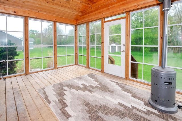 69218 Sundance Drive, Edwardsburg, MI 49112