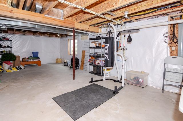 69218 Sundance Drive, Edwardsburg, MI 49112