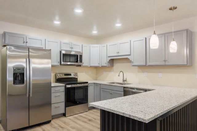 2542 BEDFORD LOOP, North Pole, AK 99705