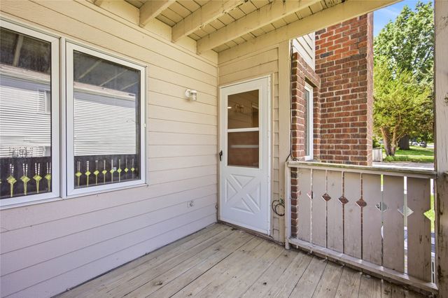 401 SE Lowell Drive 4, Ankeny, IA 50021