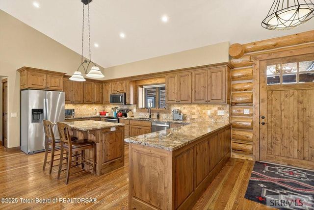 1330 Larsen Lane, Driggs, ID 83422