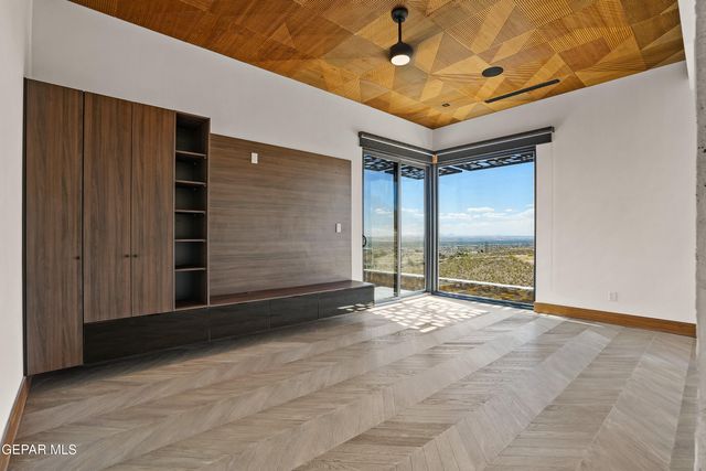 287 EVEREST Drive, El Paso, TX 79912