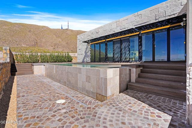 287 EVEREST Drive, El Paso, TX 79912