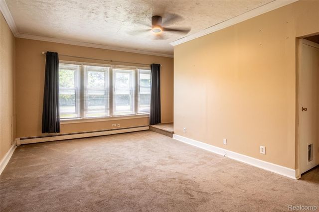 2218 Wixom Road, Commerce Charter Township, MI 48382