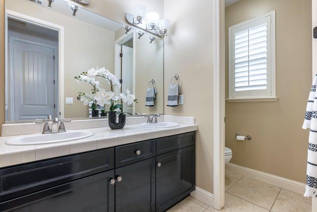 4095 Everglade Avenue, Clovis, CA 93619