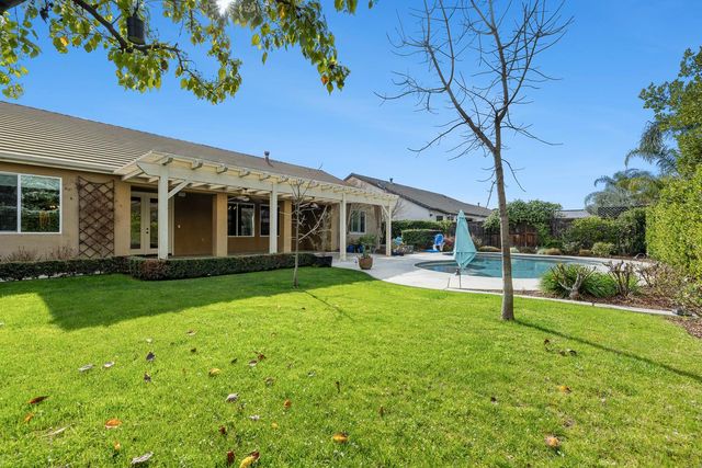 4095 Everglade Avenue, Clovis, CA 93619