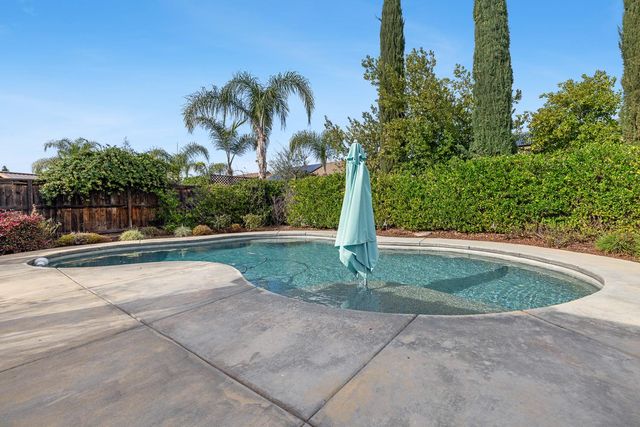 4095 Everglade Avenue, Clovis, CA 93619