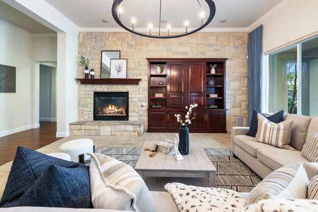 4095 Everglade Avenue, Clovis, CA 93619