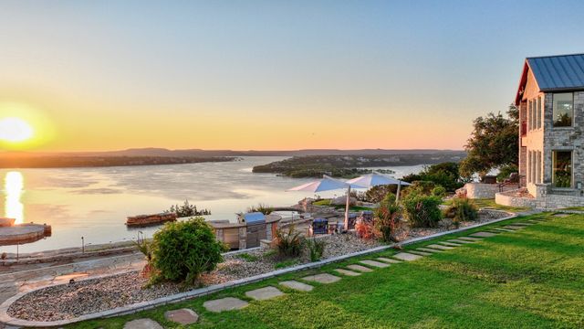 175 Bay Hill Drive, Possum Kingdom Lake, TX 76449