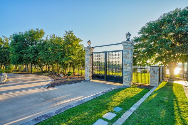 175 Bay Hill Drive, Possum Kingdom Lake, TX 76449