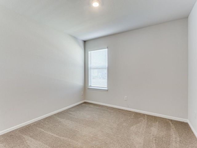 233 Abingdon Street, Azle, TX 76020