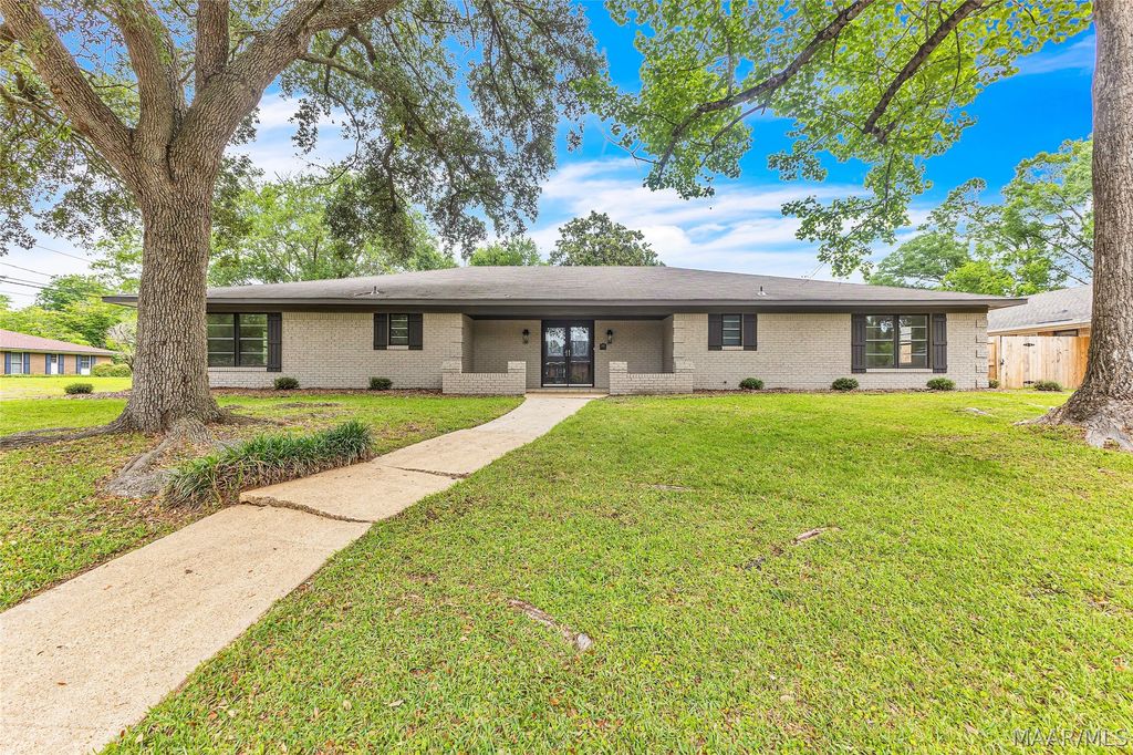203 Kay Street, Prattville, AL 36066