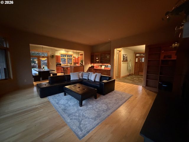 172 CONNIE Ln, Washougal, WA 98671