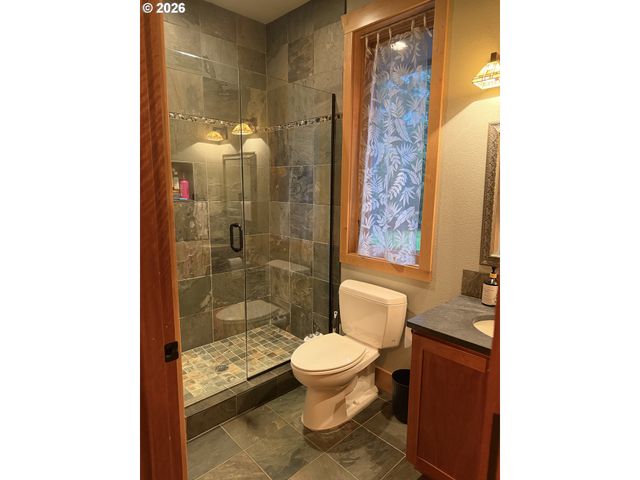 172 CONNIE Ln, Washougal, WA 98671