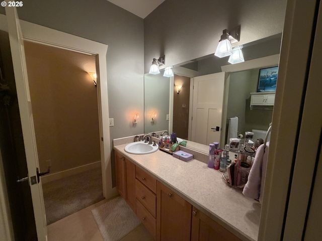 172 CONNIE Ln, Washougal, WA 98671