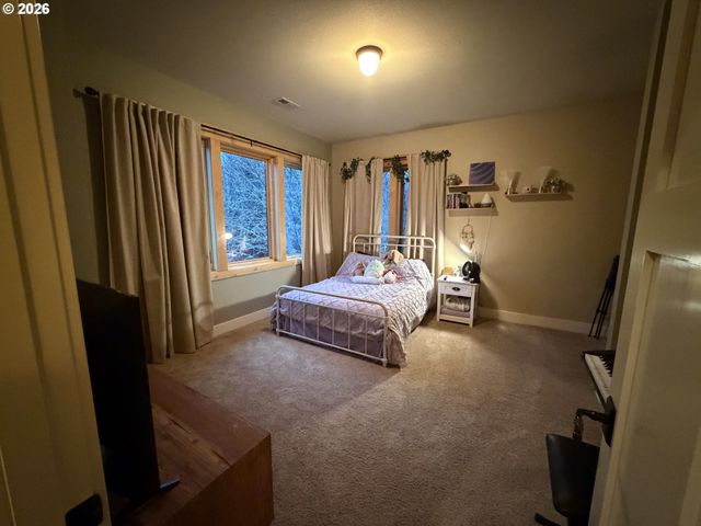 172 CONNIE Ln, Washougal, WA 98671