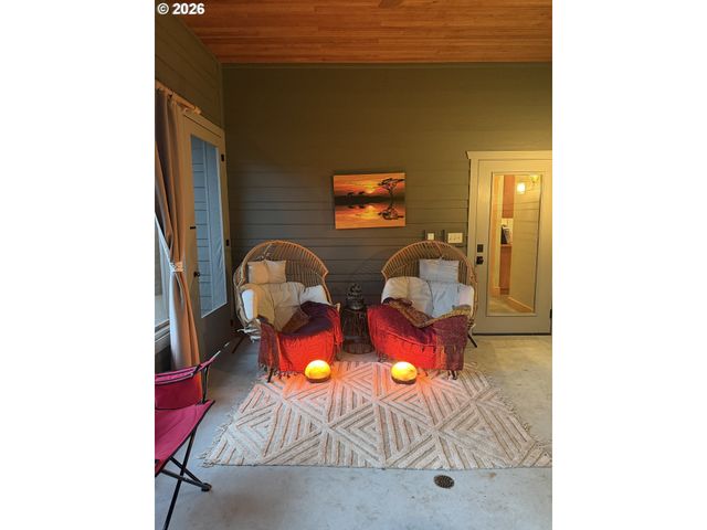 172 CONNIE Ln, Washougal, WA 98671