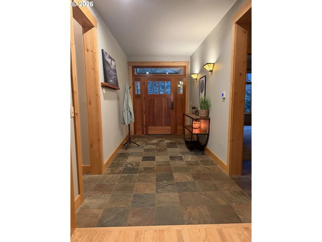 172 CONNIE Ln, Washougal, WA 98671